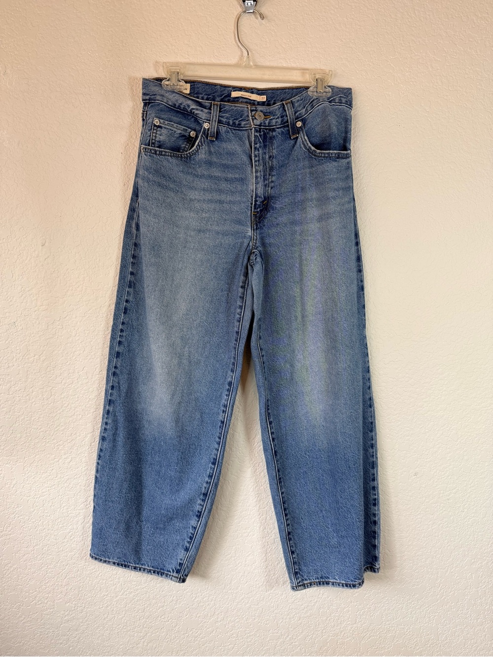 Levis Premium Baggy Dad Jeans Womens 27 Medium Wash Relaxed Straight Leg Denim